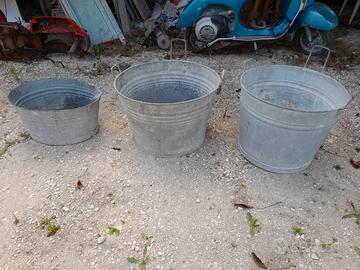 TINI ZINCATI PER ARREDAMENTO GIARDINO 