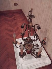 lampadario in metallo 