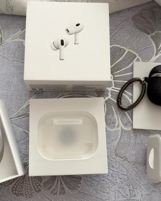 Apple AirPods Pro 2