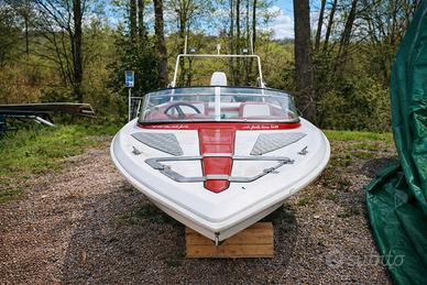 Motoscafo a motore 5 Metri con selva 25 cv