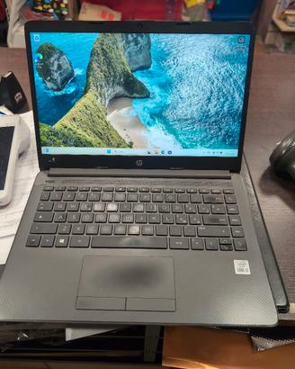 hp. 240 G8 8 gb 240 SSD  14 pollici 10 gen