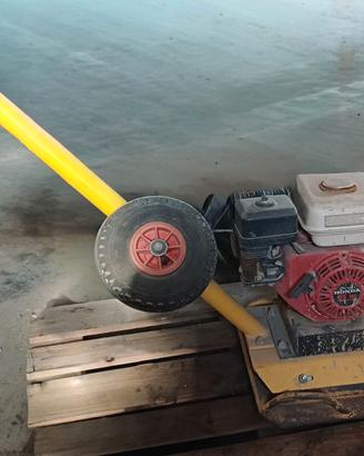 compattatore a piastra vibrante