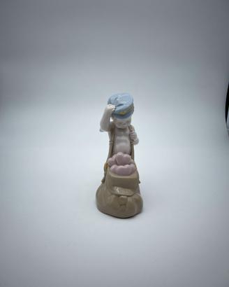 Statuina porcellana Lladrò "Lettere d'amore"