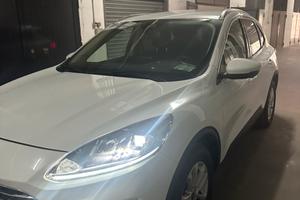 Ford Kuga 1.5 Tdci Titanium aut