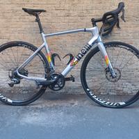 Bici da corsa  carbonio Cinelli  taglia L ultegra 