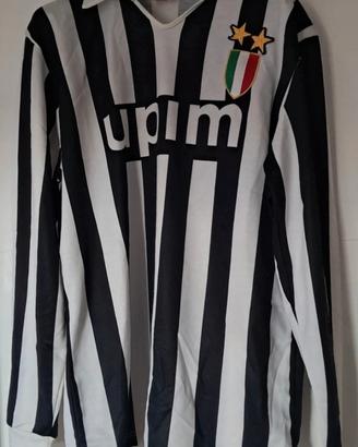 Maglia Vintage Juventus anni 90.