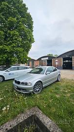 BMW serie 3 E46 323ci 2500