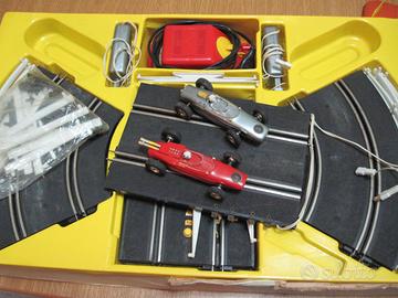 pista policar siluro con ruote sterzanti