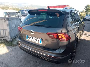 TIGUAN 2.0 TDI 150 CV R-LINE PERMUTA