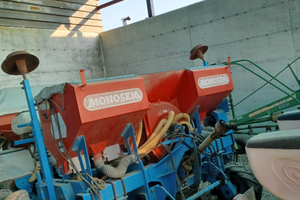 Seminatrice mais Monosem 6 file