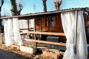 Roulotte con casetta stanziale