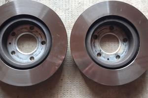 Dischi anteriori per audi a 4 serie B7