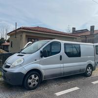 Opel vivaro 6 posti 2008
