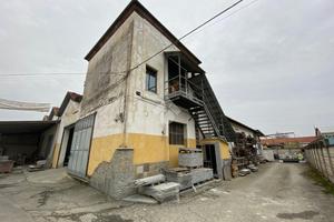 CAPANNONE A SAN MAURIZIO CANAVESE