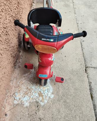 Triciclo Peg Perego Cucciolo rosso con maniglione