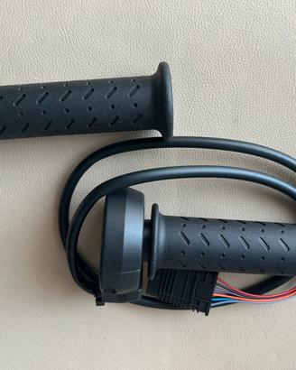 Comando Gas ride-by-wire Aprilia