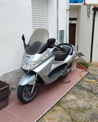Piaggio X8 125