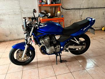 Suzuki bandit 600 del 2001