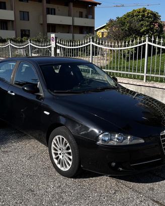 Alfa Romeo 147 JTDm - 2007
