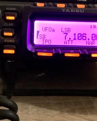 Yaesu ft 857D