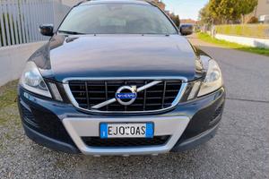 VOLVO XC60_2011