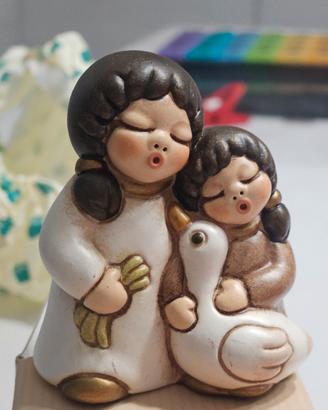 Thun Presepe classico bianco  - Bimbi con oca 