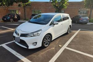 TOYOTA VERSO Active 1.6 D-4D 2014