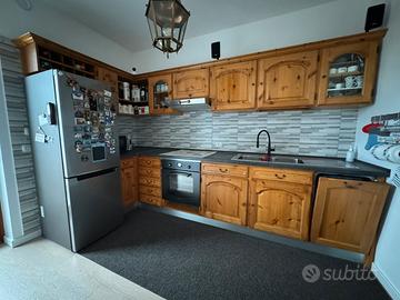 Cucina Tirolese Massello + Tavolo e Panca