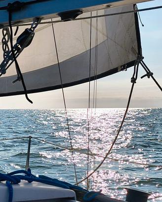 barca a vela cabinato 6 metri pronta all’uso