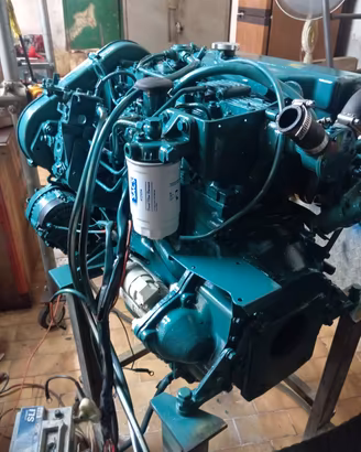 VOLVOPENTA 4 cilindri 50 HP completo