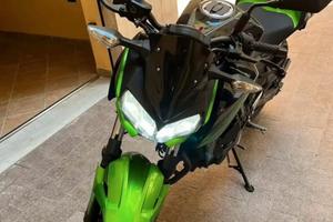 Ricambi Kawasaki Z400 del 2019.
