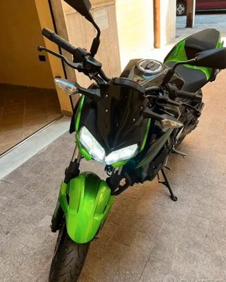 Ricambi Kawasaki Z400 del 2019.