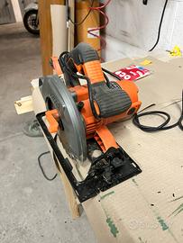 Sega circolare BLACK+DECKER 1500W