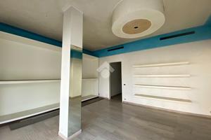 NEGOZIO A BASSANO DEL GRAPPA