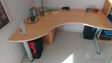 Scrivania angolare