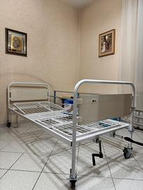 Letto per anziani/sanitario