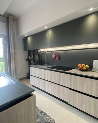 Appartamento di 120 m² con 4 locali a Modena