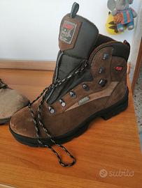 scarponi da trekking