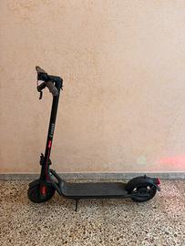 Navee 25 i pro