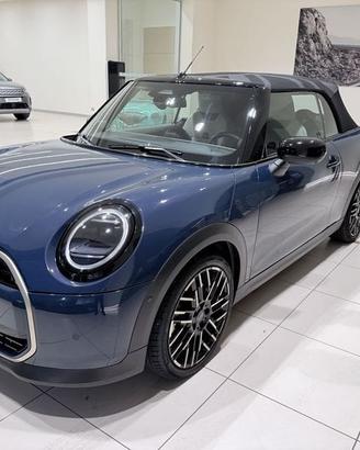 MINI Cooper Mini Cabrio 2.0 S Favoured auto