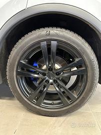 Cerchi in lega 19” con gomme invernali Bridgestone