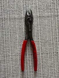 Pinza Knipex 82 01 200