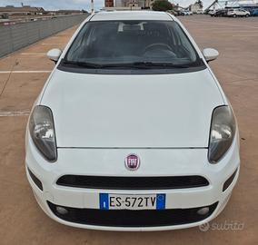 Autovettura Fiat Grande Punto