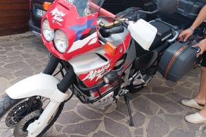  Honda Africa Twin 750 