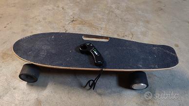 Skateboard elettrico nuovo 