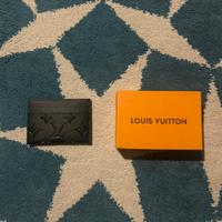 Portacarte Louis Vuitton nero con box.