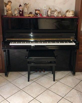 PIANOFORTE YOUNG CHANG E118