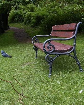 Panchine da parco in ghisa e legno di alta qualita
