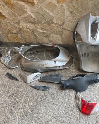 Plastiche liberty 125 moc solo quelle in foto