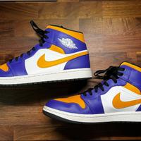Nike Air Jordan 1 Mid Lakers